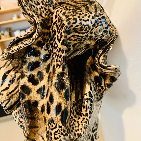 Animal Print Patent Bag - Picture 2 of 8